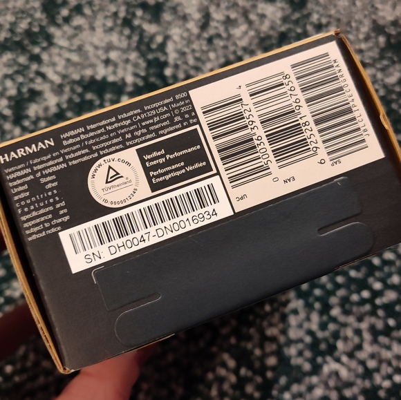 NWT! JBL Clip 4 Bluetooth Speaker - Picture 7 of 9